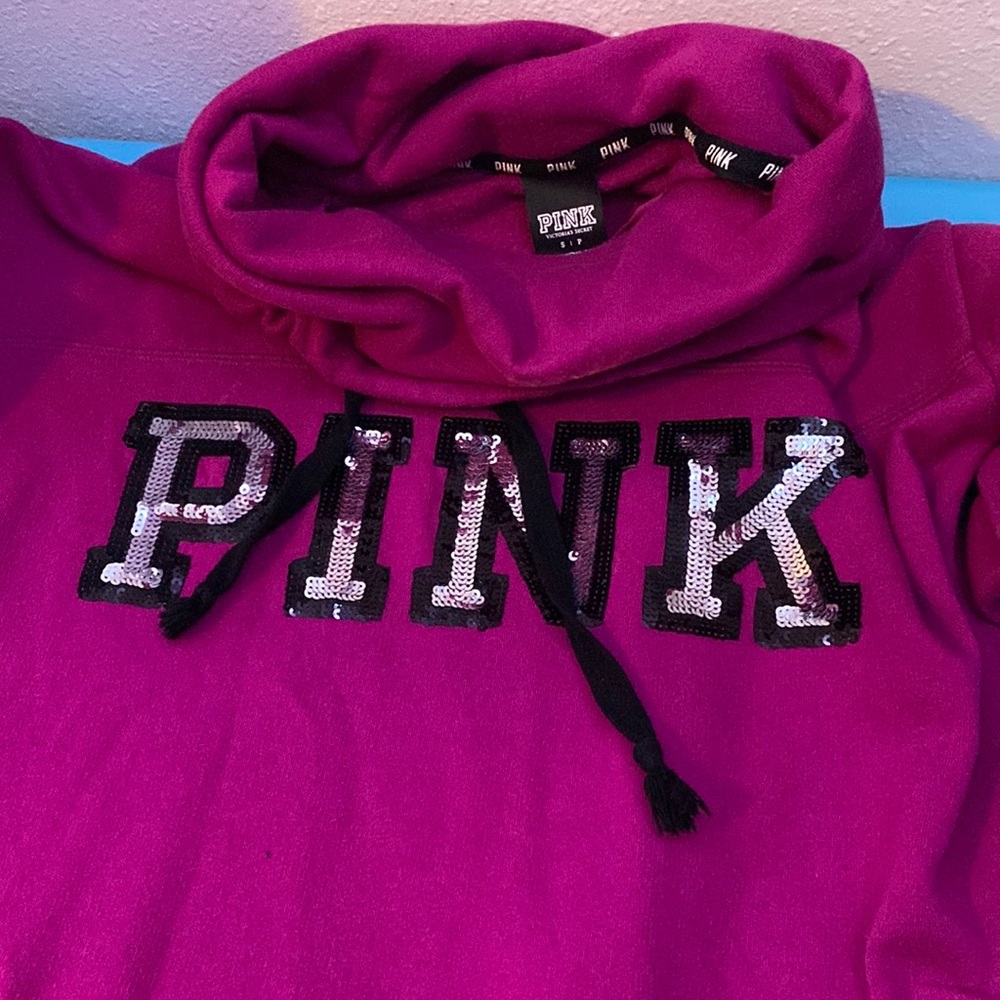 Pink/Victoria secret turtle neck size small.